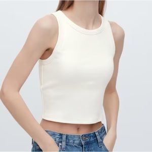 Uniqlo Ribbed Cropped Sleeveless Bra Top in Off White